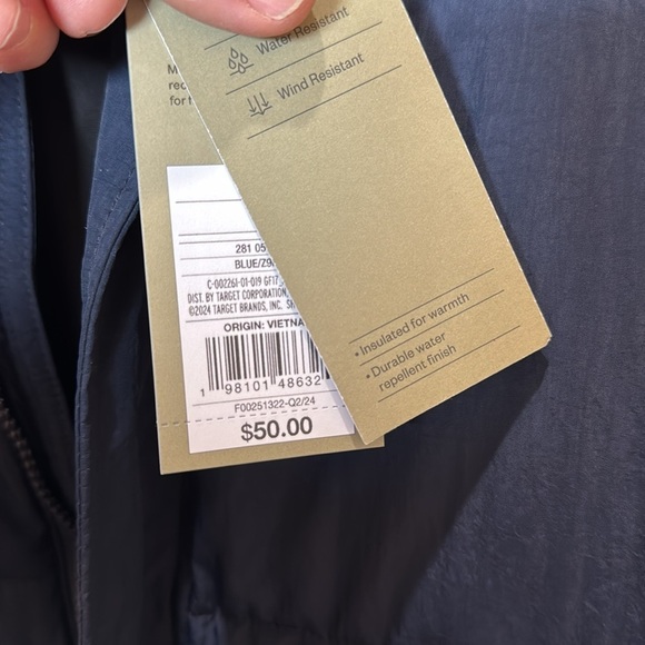 Men's Navy Puffer Jacket. Size small. New with tags. Hooded. Water resistant. - Picture 5 of 6
